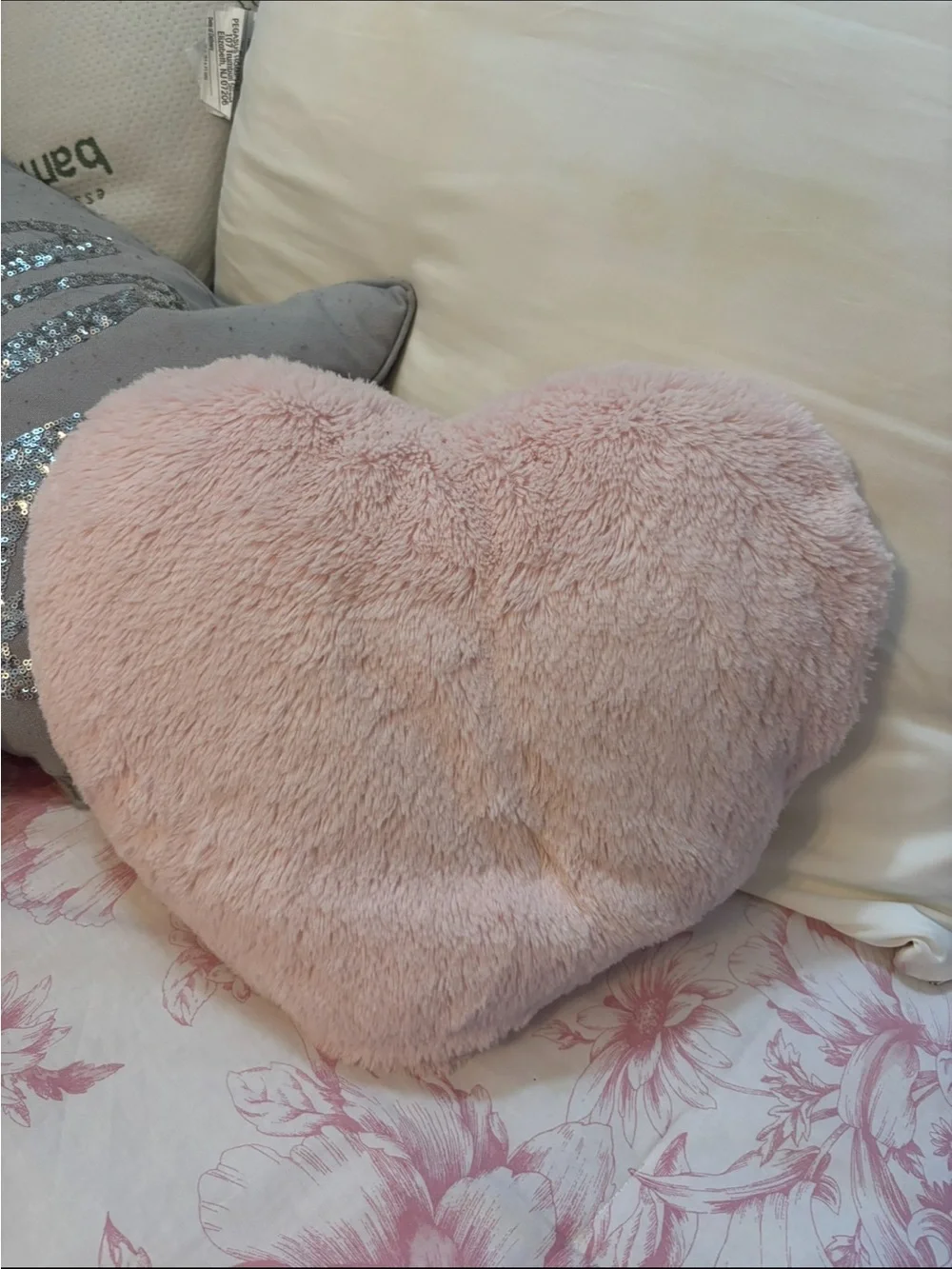 Plush Heart Throw Pillow - Soft Pink